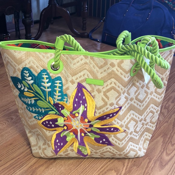 qvc vera bradley weekender